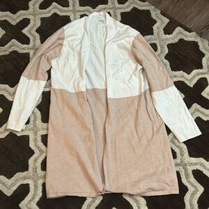 Two toned color cardigan